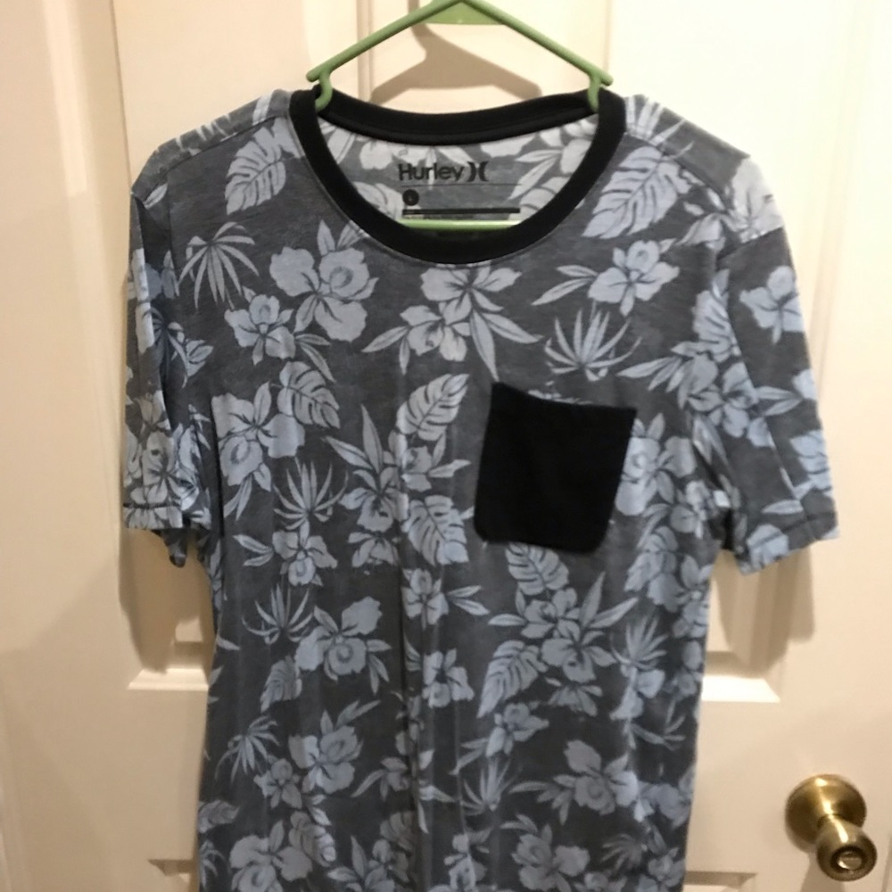 Hurley tee